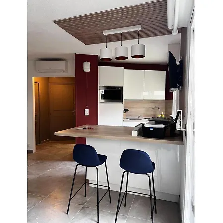 Avec Terrasse- Front De - Proche Du Centre Et Gare Tgv شقة *