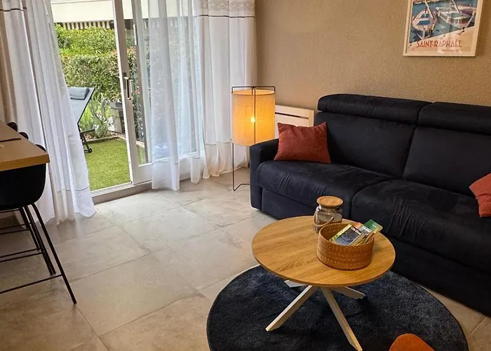 Charmant Studio Avec Terrasse- Front De Mer - Proche Du Centre Et Gare Tgv 公寓 Saint-Raphaël